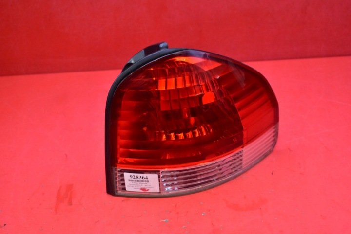Feux phare Droit Arrière Arrière 92402-265 HYUNDAI SANTA FE 1 et SM LIFT 04-13