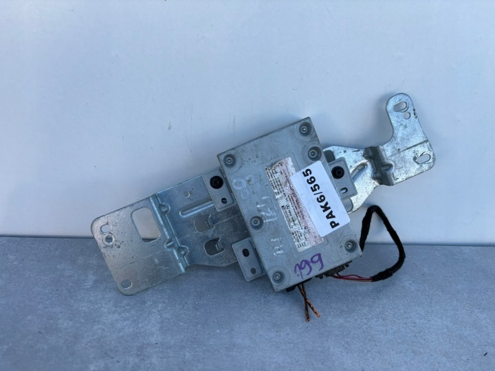 module INTERFACE MERCEDES W204 W639 W164 W212 A2049005704 PAK6/565