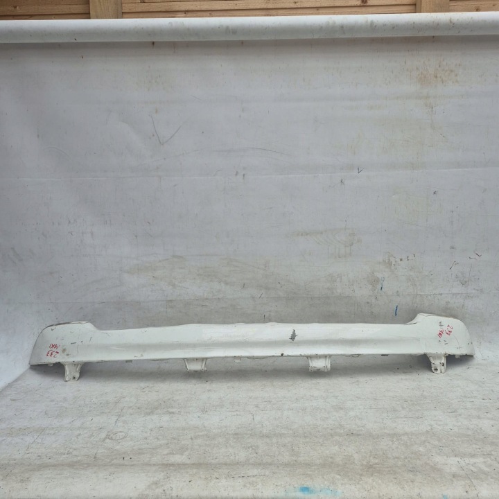 TOYOTA YARIS a LIFT 03-05 plech nárazníku záď zadní