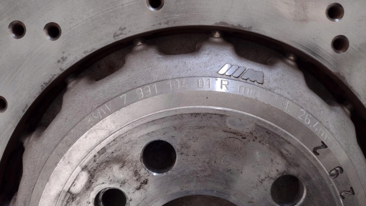 BMW M5 F90 G30 DOZORNÝ SYSTÉM HAMULCE SPÄŤ 10