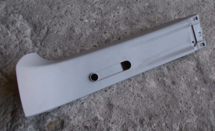 FIAT DOBLO 1.3 M-JET 16R copertura GREMBIALINA SLUPKA sinistra 735455901