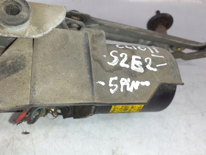Renault Clio II Motor des Scheibenwischers heck