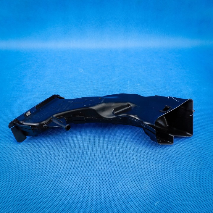 Canal odplywu d’eau Supérieure Droite BMW X5 G05 X6 G06 51717434889 7434889