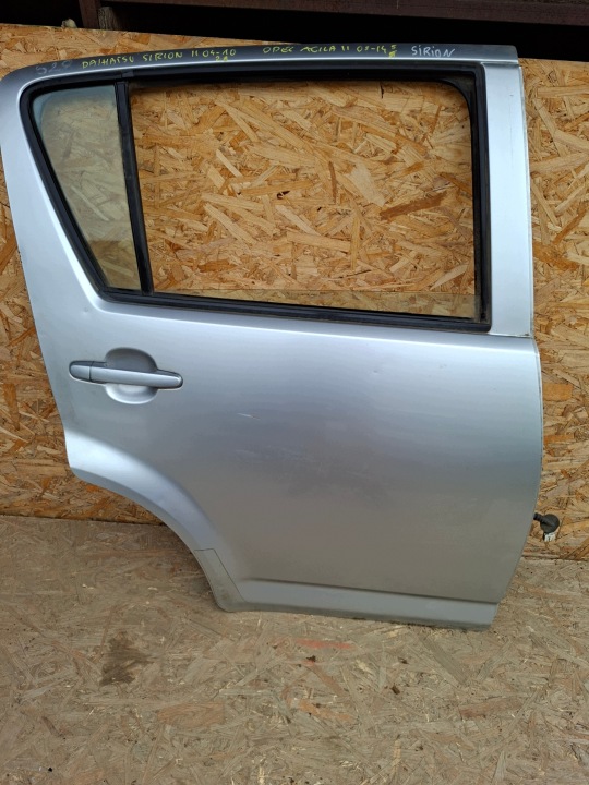 dveře záď zadní pravé OPEL AGILA II B 04-10