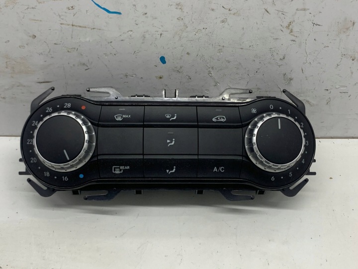 PANEL Bouches buses Climatisateur air conditionné A2469008215 MERCEDES A-KLASA W176 (15-18)