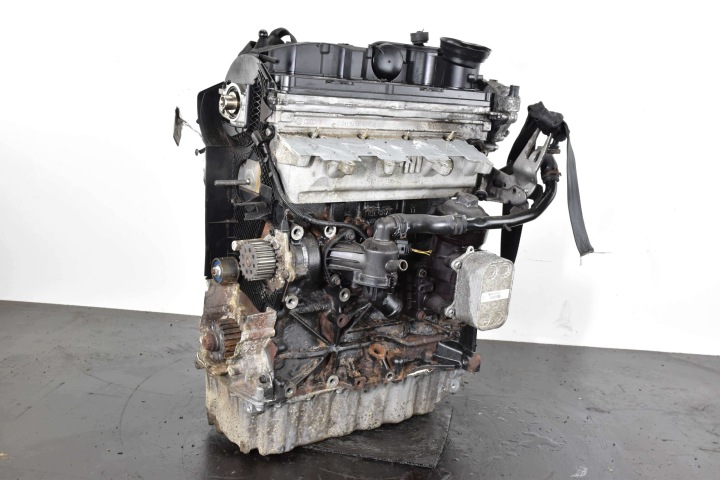 Moteur FABIA II POLO V IBIZA IV ALTEA GOLF VI PASSAT B7 1.6TDI 10r< CAY