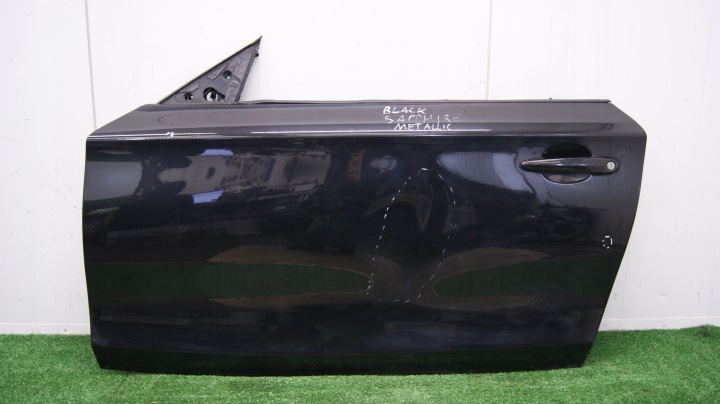 Tür links vorne 3D BMW E88 Tür E88 BLACK SAPPHIRE METALLIC 2010