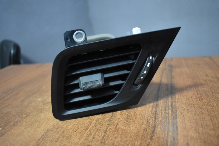 IDEALNA rešetka rešetka ventilacije desna PORSCHE 992 1