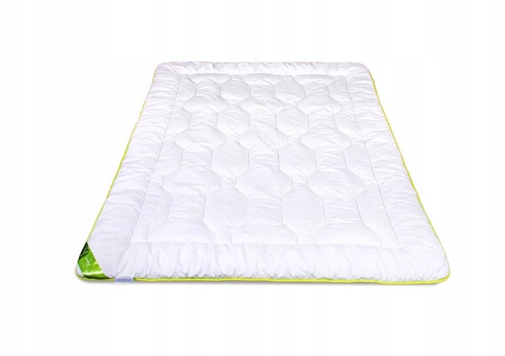 Antialergická přikrývka 135x200 Bamboo celoroční 10