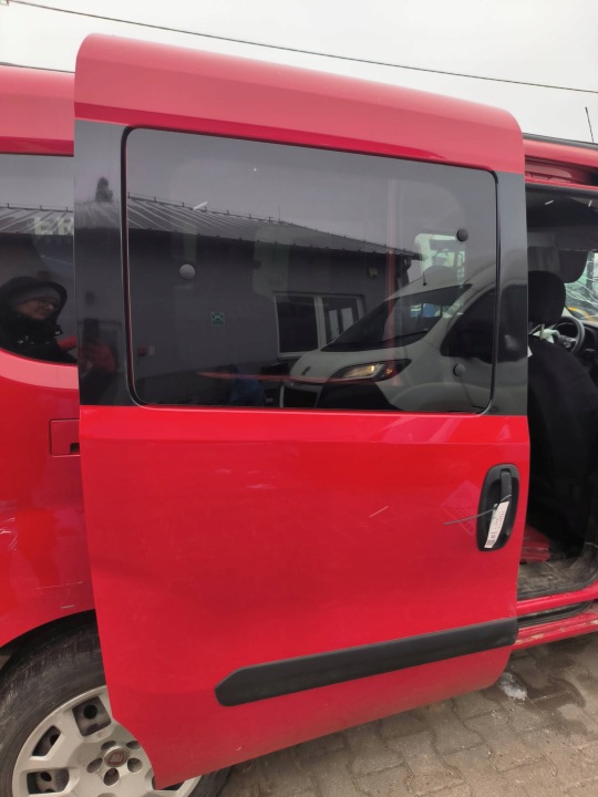 door sliding right 168 FIAT DOBLO II LIFT
