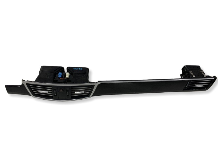 ozdobná lišta DEKOR KRATKI klími A212680XX71 MERCEDES W212 (09-12)