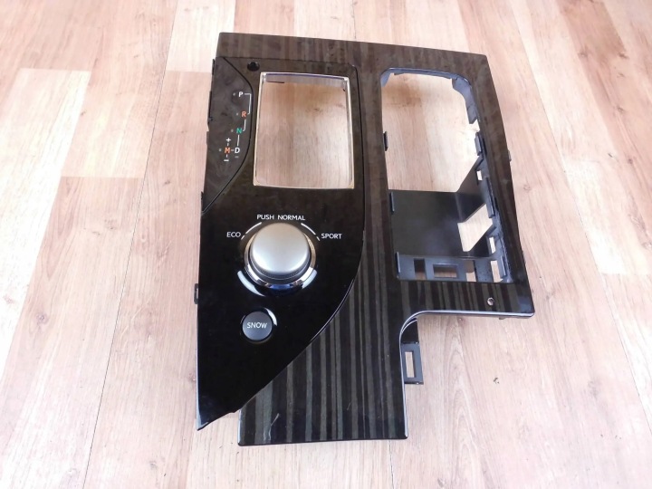 Lexus GS GS450H tunelu frame drazka changes of the gear switch springing