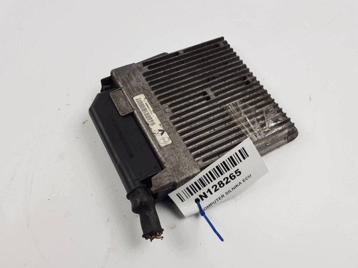 computer motore ECU 7700102989 RENAULT CLIO