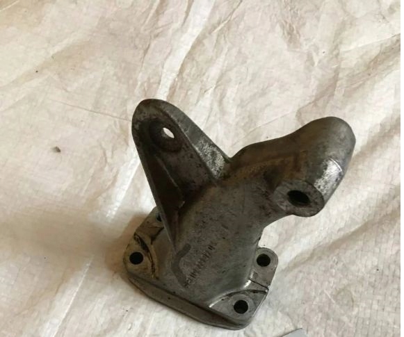 engine mount 2,8 M110 MERCEDES W123 W116 W126 1102230704