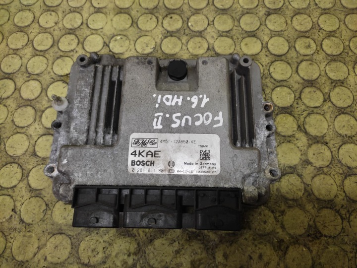 FORD FOCUS MK2 Bedienteil DES MOTORS 0281011801