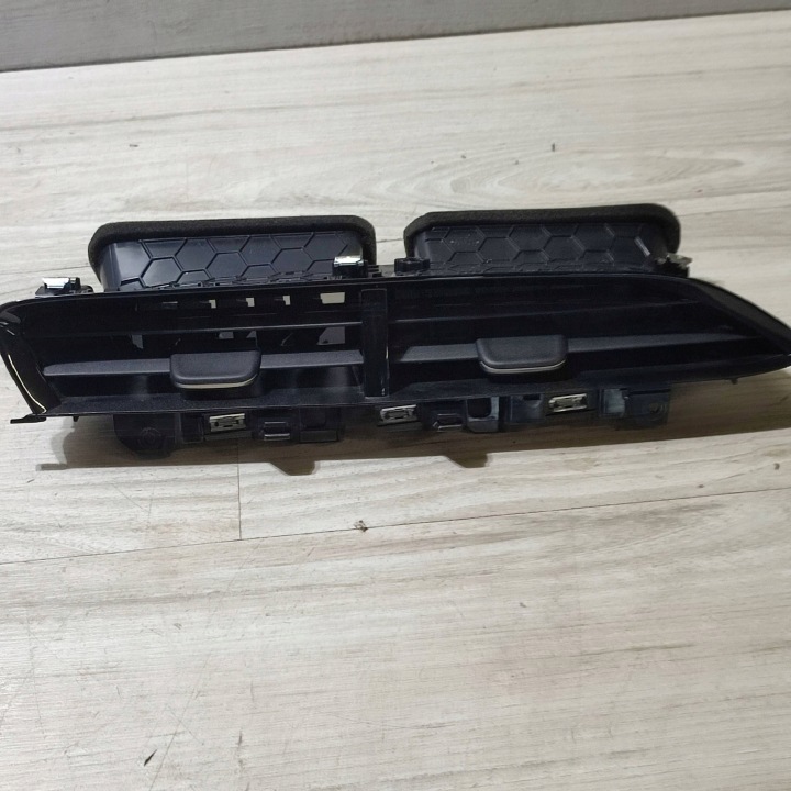 Bouche aération tableau bord du tableau de bord rozdzielczej Opel Corsa F 39198627