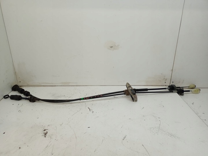 HYUNDAI I30 ropes changes of the gear 2.0CRDI 2007-11R