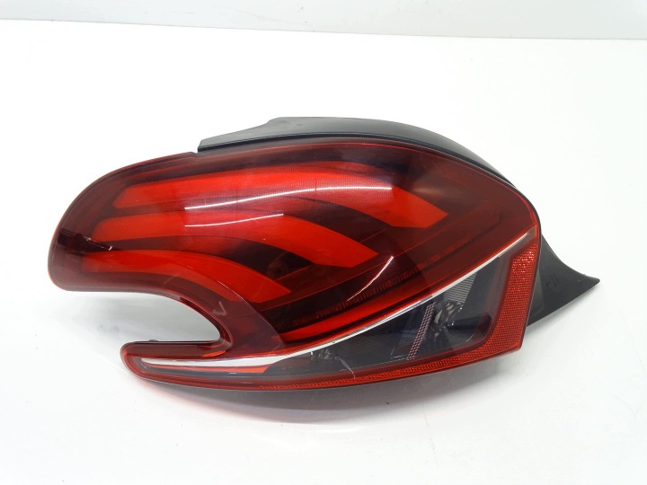 Licht links heck links hinten PEUGEOT 208 LIFT 9810343080