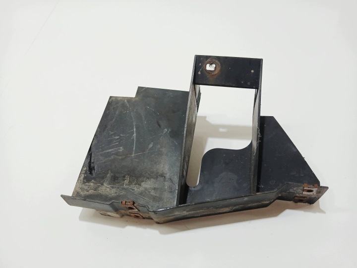 étrier couvertures moteur droit BMW X3 E83 3404140