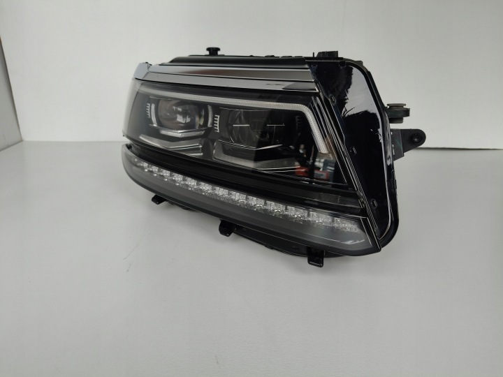 Licht rechts REFLEKTOR VW TIGUAN 5NN 16- ALLSPACE FULL LED