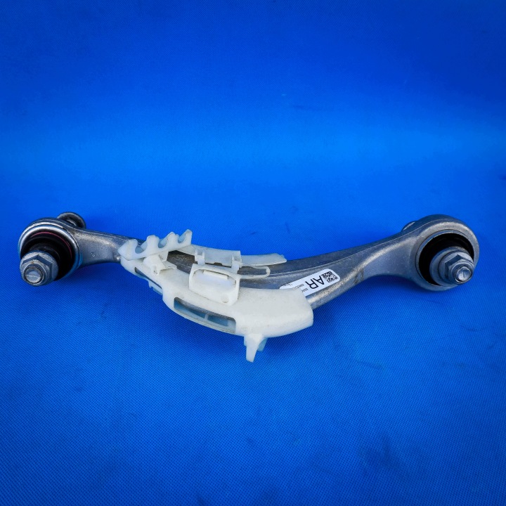 rameno poprzeczny zadní záď pravý BMW 5 G30 33326883340 6883340 59km