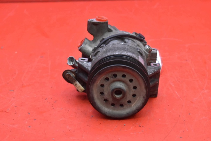 Compresseur Pompe Climatisateur air conditionné TOYOTA YARIS 2 II 1.3 VVTi 75 KM 05-09