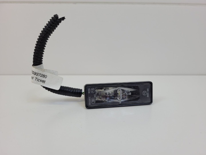 Licht der Beleuchtung hinten Kennzeichen Halter rejestracyjnej Opel Corsa F 2020 5OR-19339