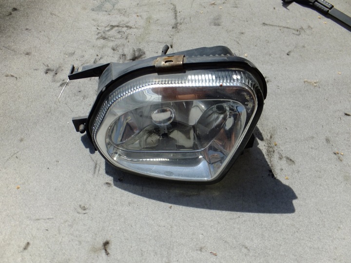 fog light left mercedes w211 A2118200556