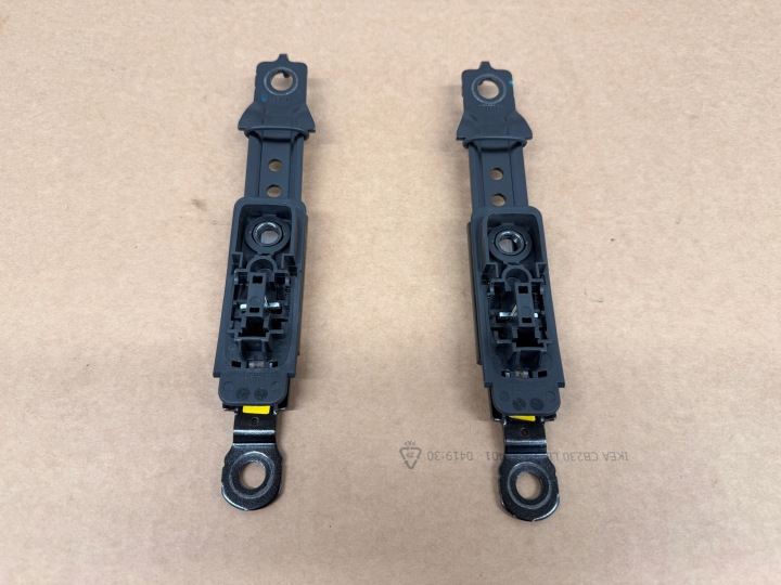 Dacia Spring regulacja supports front of the front left = right