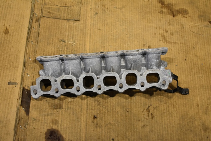 IDEALNY Collettore aspirazione usato BENTLEY V12 1