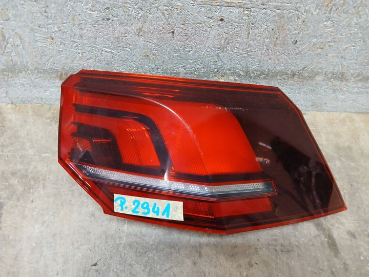 light rear part right VW GOLF VIII 8 HB LED 5H0945096E