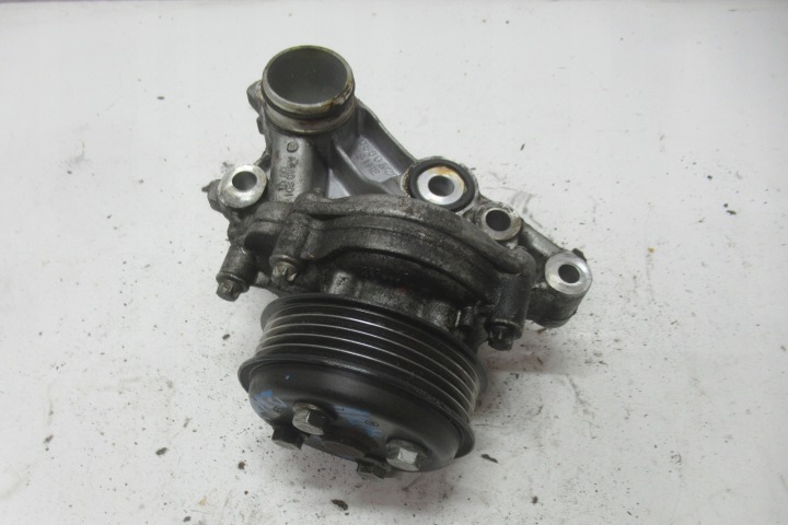 MERCEDES W169 Pompe eau moteur auxiliaire A6402010001