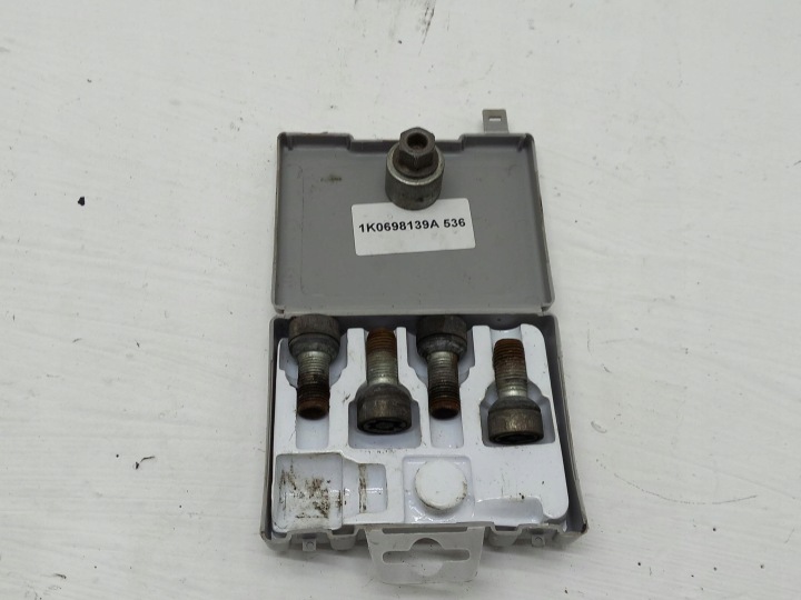 Schrauben Sicherheits- VW TIGUAN und 5N 1K0698139A 07-15