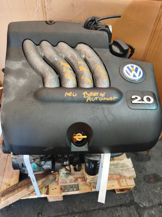 Moteur 2.0 8V AEG Complet NEW BEETLE GOLF A3 OCTAVIA PEWNIAK FILM Z PRACY
