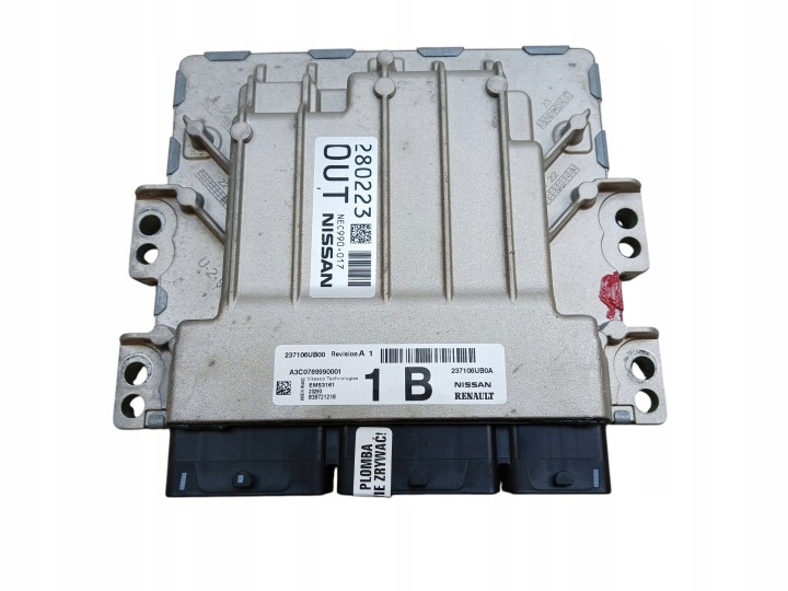 computer of the engine NISSAN QASHQAI J12 1.3 DIG-T 237106UB0A