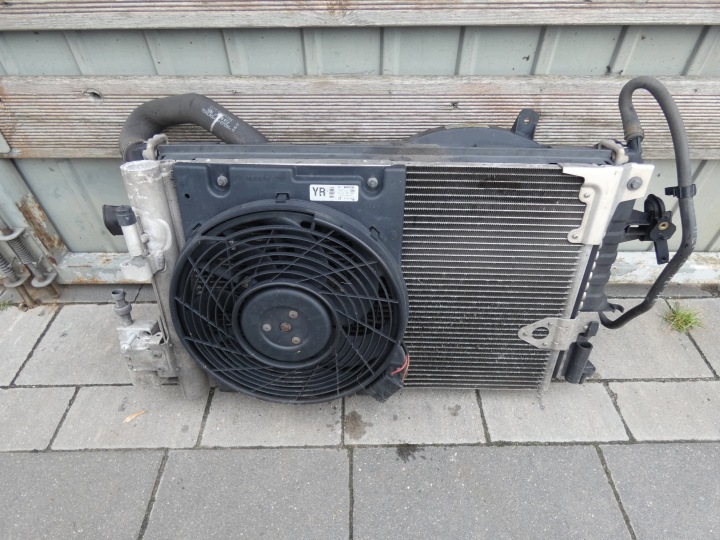 radiatore / raffreddatore 2 ventola 2X OPEL ASTRA G II 1.6 16V 98-09 KOMPLET