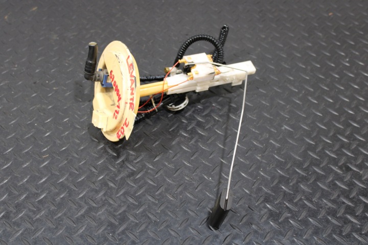 Sensor des Kraftstoffsbehälters PLYWAK MASERATI LEVANTE M161 670004172