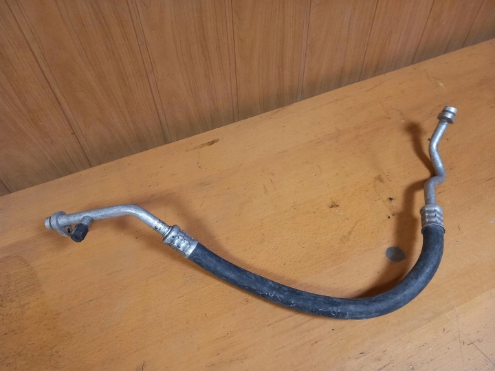 pipe wiring of the air conditioning RENAULT MEGANE III 1.5 DCI 08-16