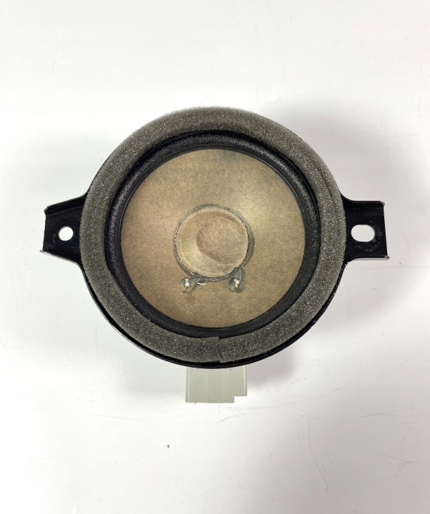 Chevrolet Camaro zvučnik armature centralny BOSE 2016+