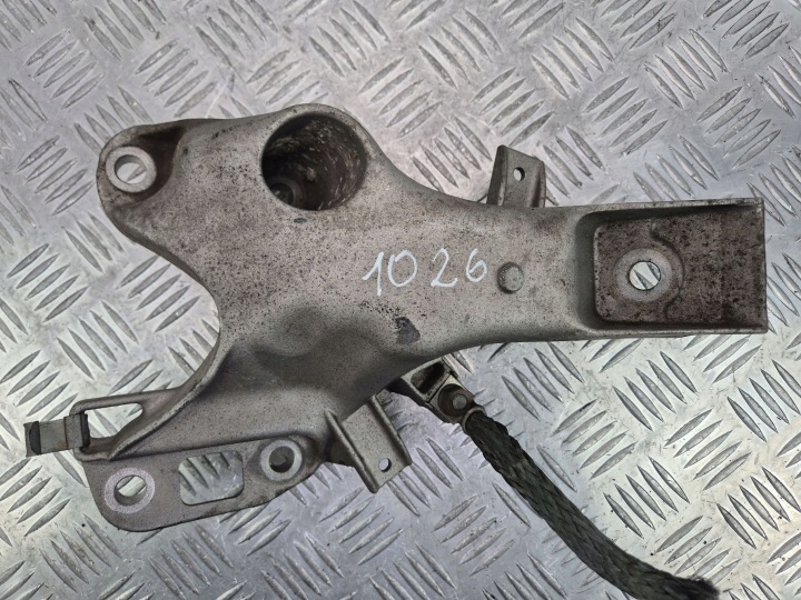 Supporto motore staffa fissaggio BMW X5 E70 30i 6772673 N52B30A