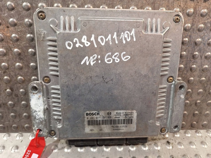 Ordinateur 0281011101 8200163528 8200095416 RENAULT LAGUNA II 1.9 DCI