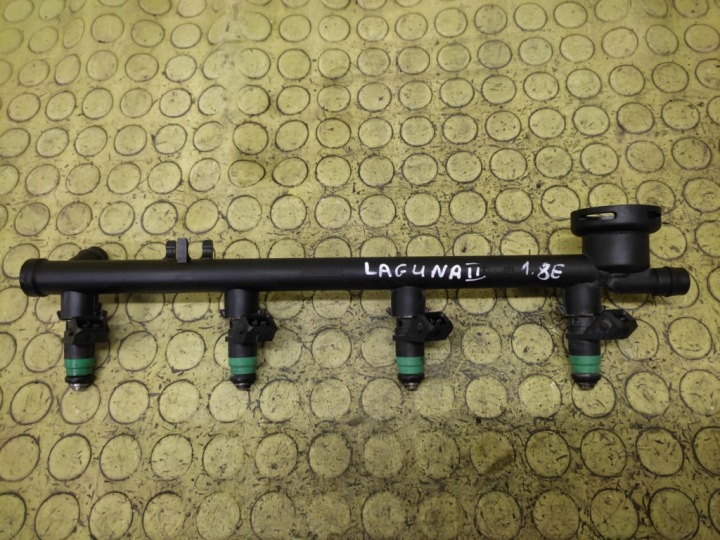 RENAULT LAGUNA II 1.8 Kraftstoffverteiler Einspritzleiste 7700107405