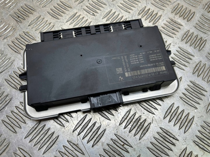 control unit of the lights BMW 5 F10 F11 2011 9251975