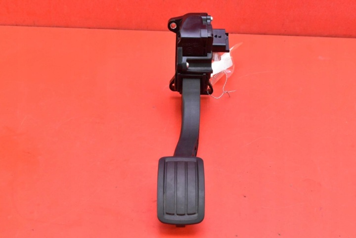 potenciometar pedala gasa 9674829780 CITROEN C4 PICASSO 2 II 1.6 BLUEHDI 13