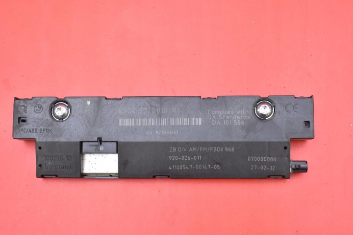 pojačalo ANTENY 9276016 BMW F10 F11 09-13