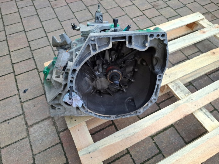 Boîte de vitesses NISSAN JUKE et F15 LIFT 16r 1.2 DIG-T TL4143