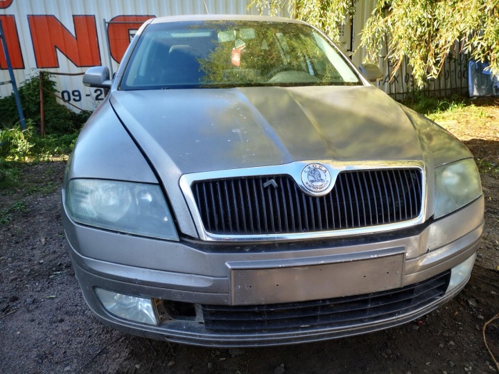 Skoda Oktavija Vakuumska črpalka zavorni sistem 2006 1.9L LUK 8