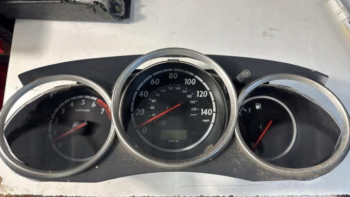 quadro strumenti TACHIMETRO contagiri OROLOGIO HONDA JAZZ II 2 1.3 MILE gb rhd
