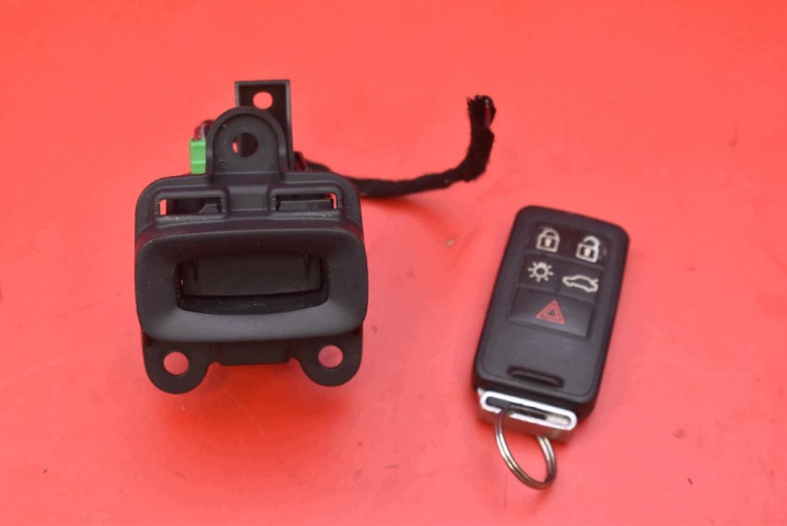 zündschloss schlüssel AH4N-15607-AE VOLVO V60 1 und 2.0 D3 163 KM 10-13