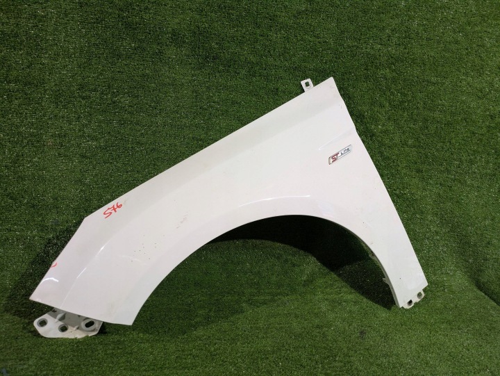 fender front left front FORD FOCUS MK3 11- NR.576